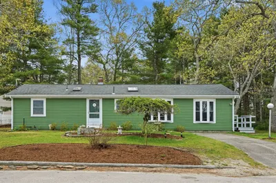 94 Edgewater Drive 1