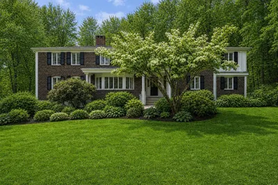 172 Country Drive 1