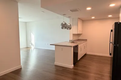 466 River Street #422 1