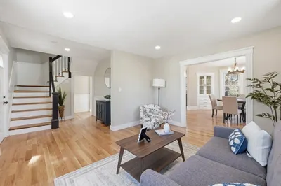 36 Central St 1