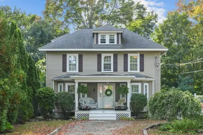 62 Fays Ave