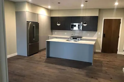 45 Burnett Street #211