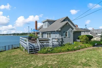 24 Aspinwall Ave 1