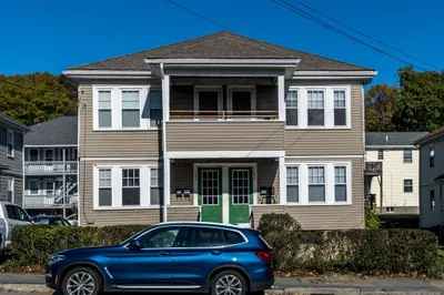 1093 Main Street #2
