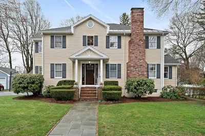 11 Locksley Rd
