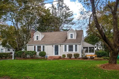 46 Westland Ave