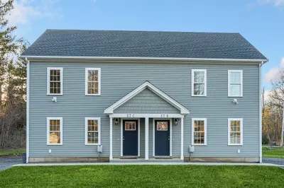 57 Maple Ave #D 1