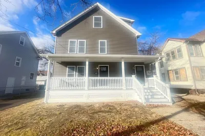 286 Lexington St #2 1