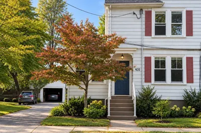 429-431 Parker St #431 1