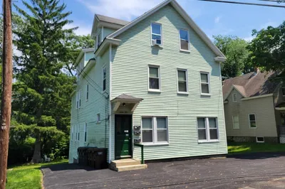 85 Boyce St #2