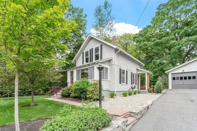46 Golden Ball Rd