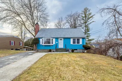 135 Brookline Ave 1