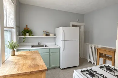 106 West Adams St #1 1