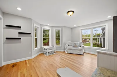 296 West St 1