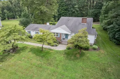 203 Farm Lane