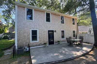 8 Winthrop Ave 1