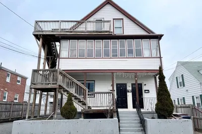 18 Woodward Street