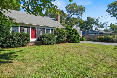 14 School House Road 1