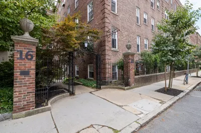 16 Chauncy St #27 1