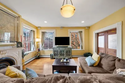 468 Shawmut Ave #2