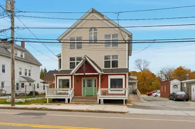 307 N Main St 1
