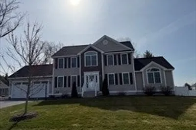 28 Hayfield Rd 1