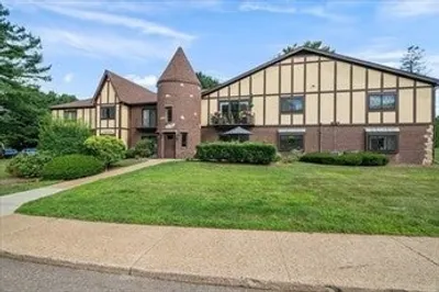 9 Rainbow Pond Drive #6 1