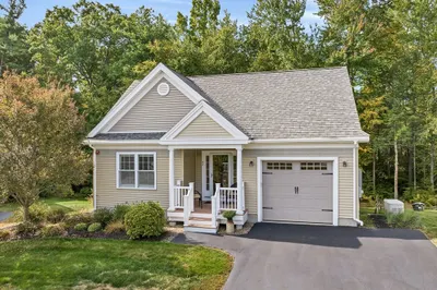 42 Forest Ln #42 1