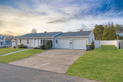 258 Folsom Ave 1