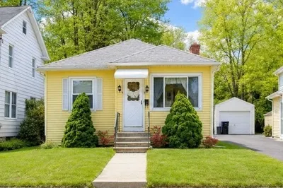 315 Hillside Ave 1