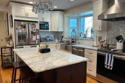 18 Meridian Parkway #1