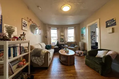 32 Symphony Rd #7