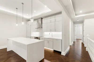 121 Newbury Street #PH 1