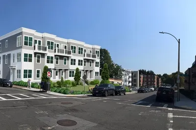 142 P St #3