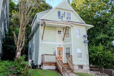 106 Illinois St 1