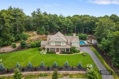 10 Keeney Pond Rd 1