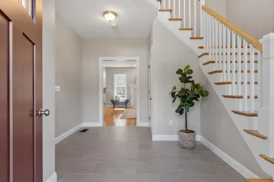 4 Jewett Rd 1