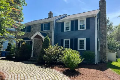 16 Pinevale Avenue 1