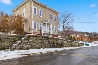 141 Salem St 1