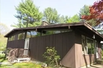 6 Rolfe Rd
