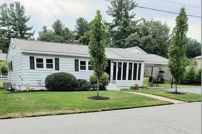 32 Phillips Rd