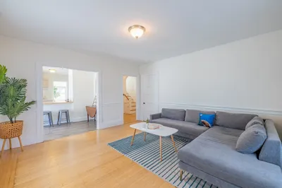 181 Central St #3
