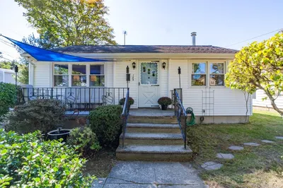189 Lemuel St 1