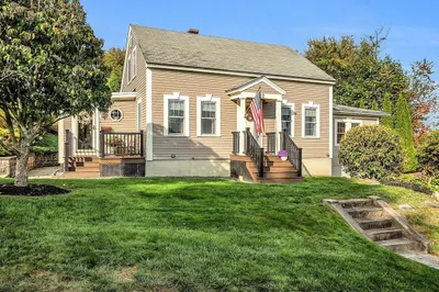 12 Mellor Ave 1