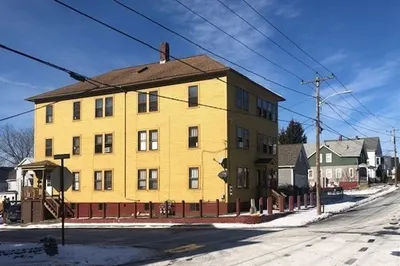 40 Lincoln St