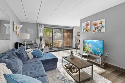 269 Lake St #2
