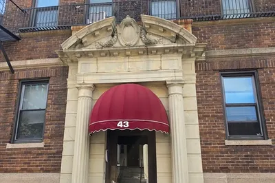 43 Glenville Ave #5 1