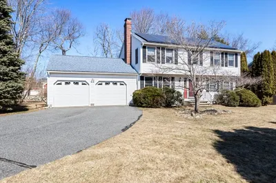 8 Pheasant Run Rd