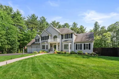 140 Elmshade Dr 1