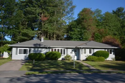 7 Brookdale Rd